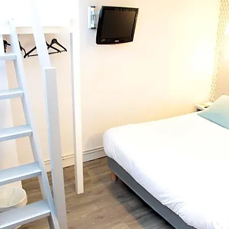 호텔 Au Patio Morand 3*