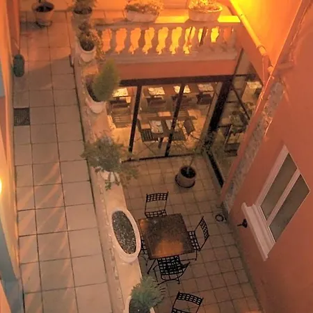 Au Patio Morand Λυών