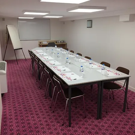 Au Patio Morand Hotel