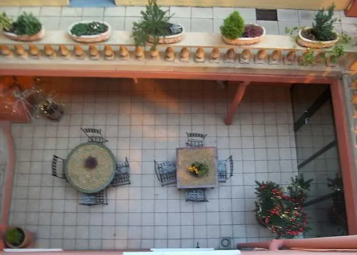Au Patio Morand Hotel Lyon
