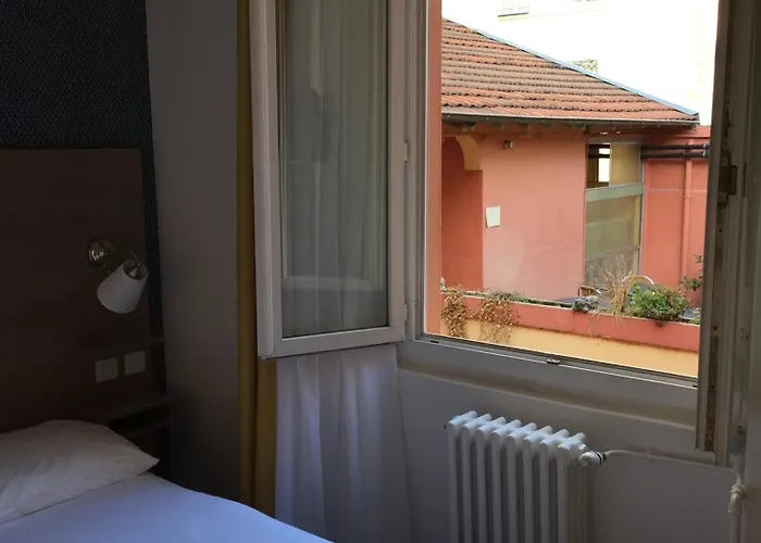 Au Patio Morand 3*