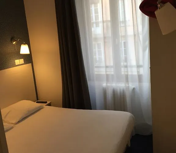 莫兰德露台酒店 3* 里昂