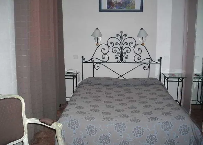 Hotel Au Patio Morand